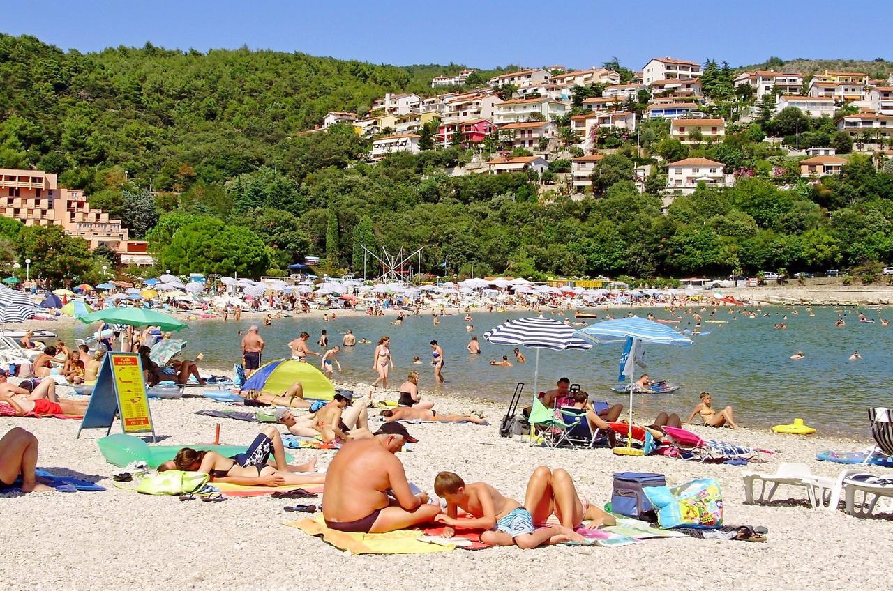 Apartments Mandica Rabac Esterno foto